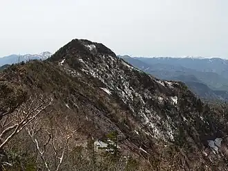Vue du mont Taishaku depuis le mont Nyohō