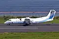 JA722A, le Dash 8 impliqué dans l'accident.}}