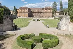L'arrière du Palais Pitti vu du Jardin de Boboli.