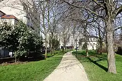 Le jardin et le pavillon de l'Ermitage.
