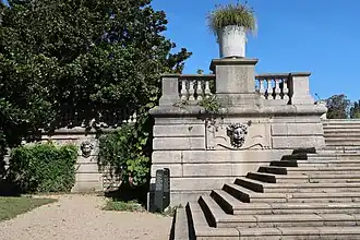Détail du grand escalier.