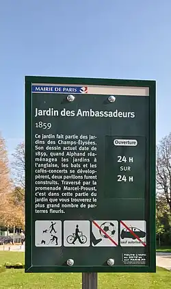 Carré des Ambassadeurs.