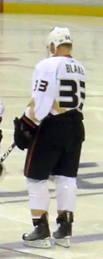 Description de l'image Jason Blake Oct 8, 2010 09.jpg.