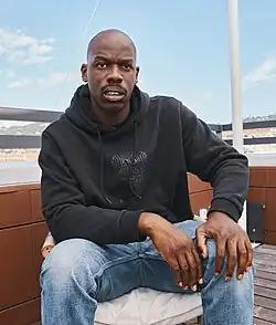 Description de cette image, également commentée ci-après