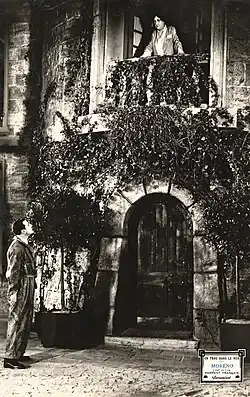 Description de cette image, également commentée ci-après