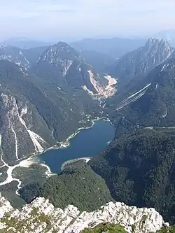 Le lac vu de la Cima del Lago.