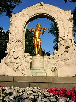 Le mémorial de Johann Strauss II au Stadtpark.