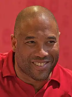John Barnes, joueur talentueux de Liverpool ayant évolué au club de 1987 à 1997.