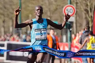 Image illustrative de l’article John Lotiang