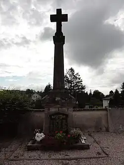 Monument aux morts 1914-1918 au cimetière.