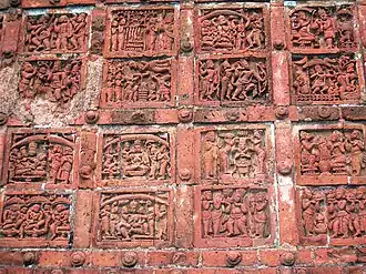 idem: plaques de terre cuite à bas-reliefs : poèmes épiques et vie quotidienne