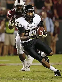 Description de l'image Jordan Matthews Vanderbilt US Army photo (cropped).jpg.