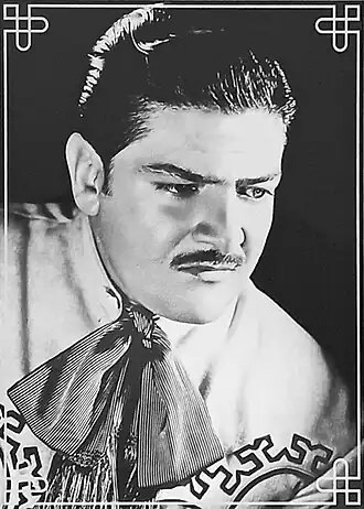 Description de l'image José Alfredo Jiménez (exposición compositores, CDMX) (cropped).jpg.