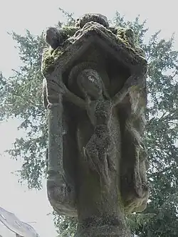 Face est: Christ en Croix.