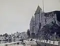 Le château de Josselin et la rive de l'Oust vers 1905 (Voyage en Bretagne, auteur anonyme).