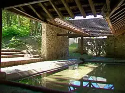 Lavoir au centre-ville.