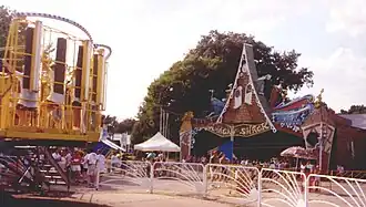 Whacky Shack à Joyland Amusement Park