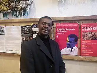 Description de l'image Juan Tomás Ávila Laurel en la presentación del documental "El escritor de un país sin librerías".jpg.