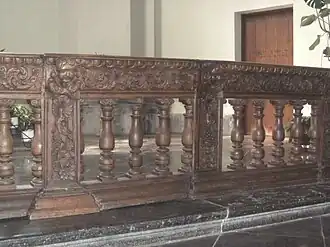 Détail du banc de communion