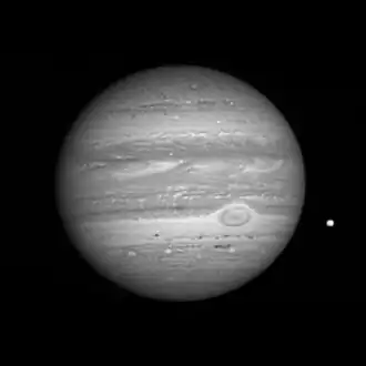 Jupiter et Io.