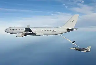 KC-30A (RAAF) > General Dynamics F-16 Fighting Falcon (USAF) : 2015