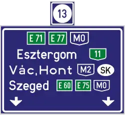 Panneau de signalisation avancée (poursuite sur autoroute)
