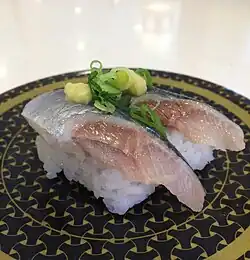 Sushi et sashimi à la sardine de la cuisine japonaise.