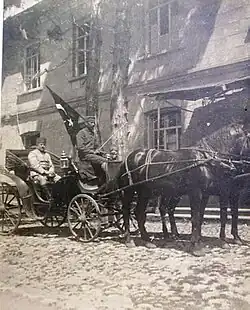 Le pacha Kâzım Karabekir en visite (environ 1921).