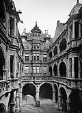 Cour intérieure, photo (1891)