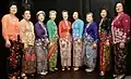 Dames sino-indonésiennes en kebaya.