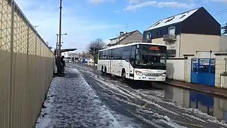 Keolis Delion Setra S 417 UL n°036 à Mantes La Jolie en ancienne livrée Express A14