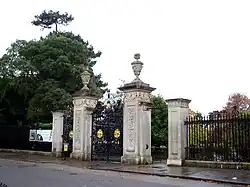 Elizabeth Gate