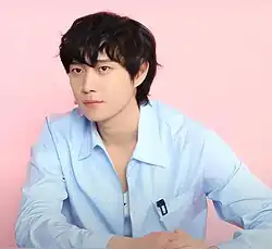 Description de l'image Kim-Young-dae for Marie Claire Korea on 171222.jpg.