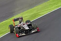 Photographie de Kimi Räikkönen en dérive dans les dernières minutes de la session