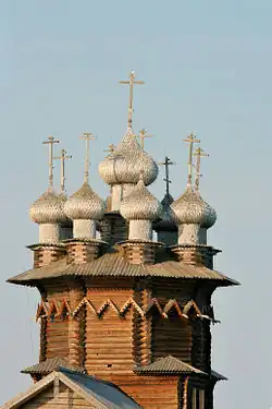 Pogost de Kiji. Clocher de l'église de l'Intercession.