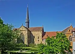 Église abbatiale vue de l'est