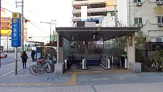 Image illustrative de l’article Seoul-forest (métro de Séoul)