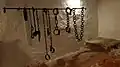  Chaînes telles qu’elles pouvaient être dans la prison du château de Loches