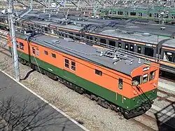 Kumoya143.En second plan une serie 211.