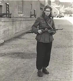 Combattante de la résistance danoise à Copenhague en mai 1945.
