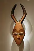 Masque zoomorphe antilope. (Gabon)