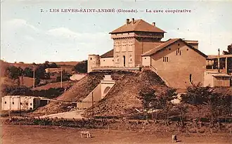 La cave coopérative.