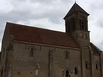 L'église de Neuilly-en-Dun.