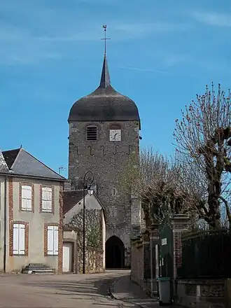 Villiers-Saint-Benoît