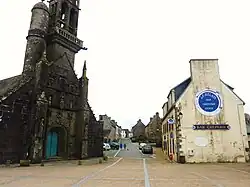 La rue ancienne principale de L'Hôpital-Camfrout.