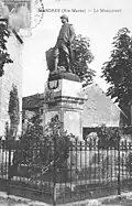L'ancien monument aux morts de Mandres