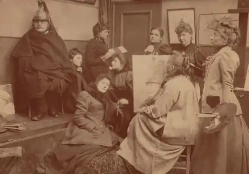 L'atelier de Magdeleine Real del Sarte, photographie M.Harmelin (album familial[réf.&nbsp;nécessaire]).