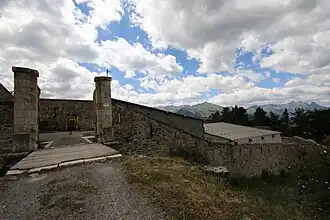 L'entrée de la batterie.