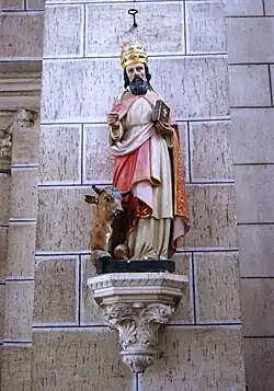 Statue de saint Corneille.