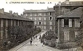 La Ruche, premier immeuble de logement social, toujours existant, rue Paul-Lafargue,.